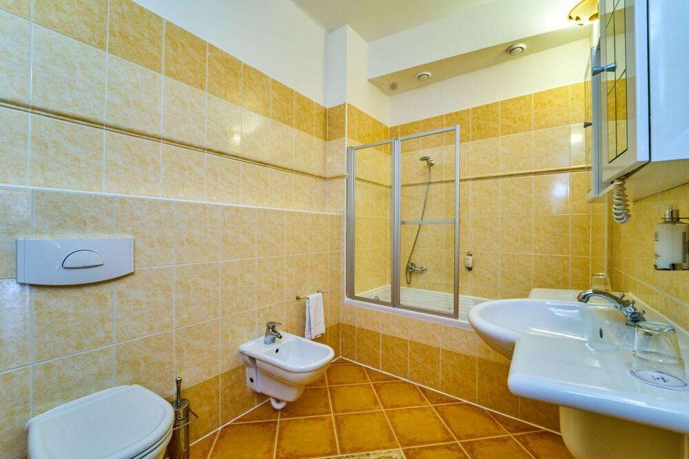 Josephine Old Town Square Hotel - Czech Leading Hotels Πράγα Εξωτερικό φωτογραφία
