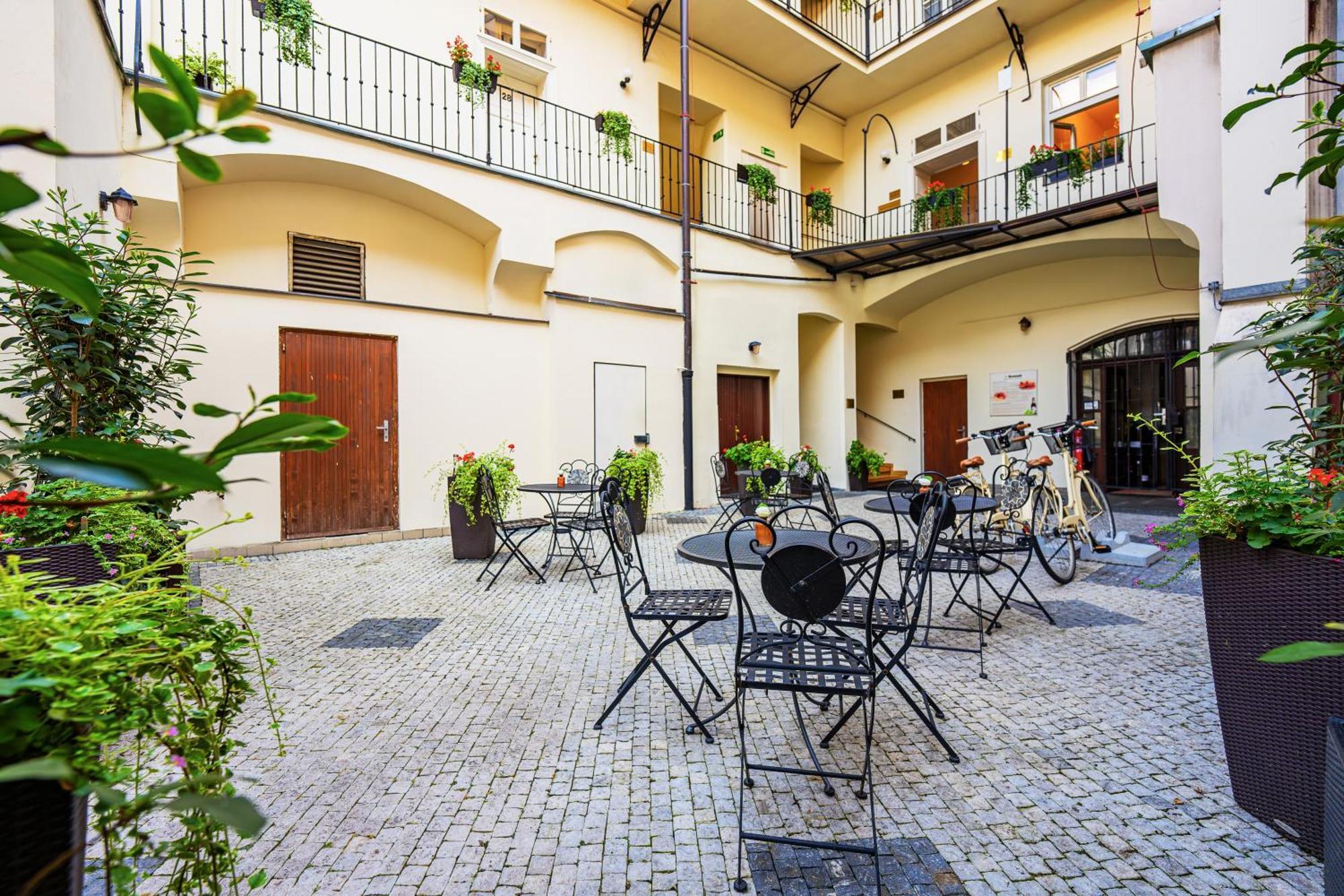 Josephine Old Town Square Hotel - Czech Leading Hotels Πράγα Εξωτερικό φωτογραφία