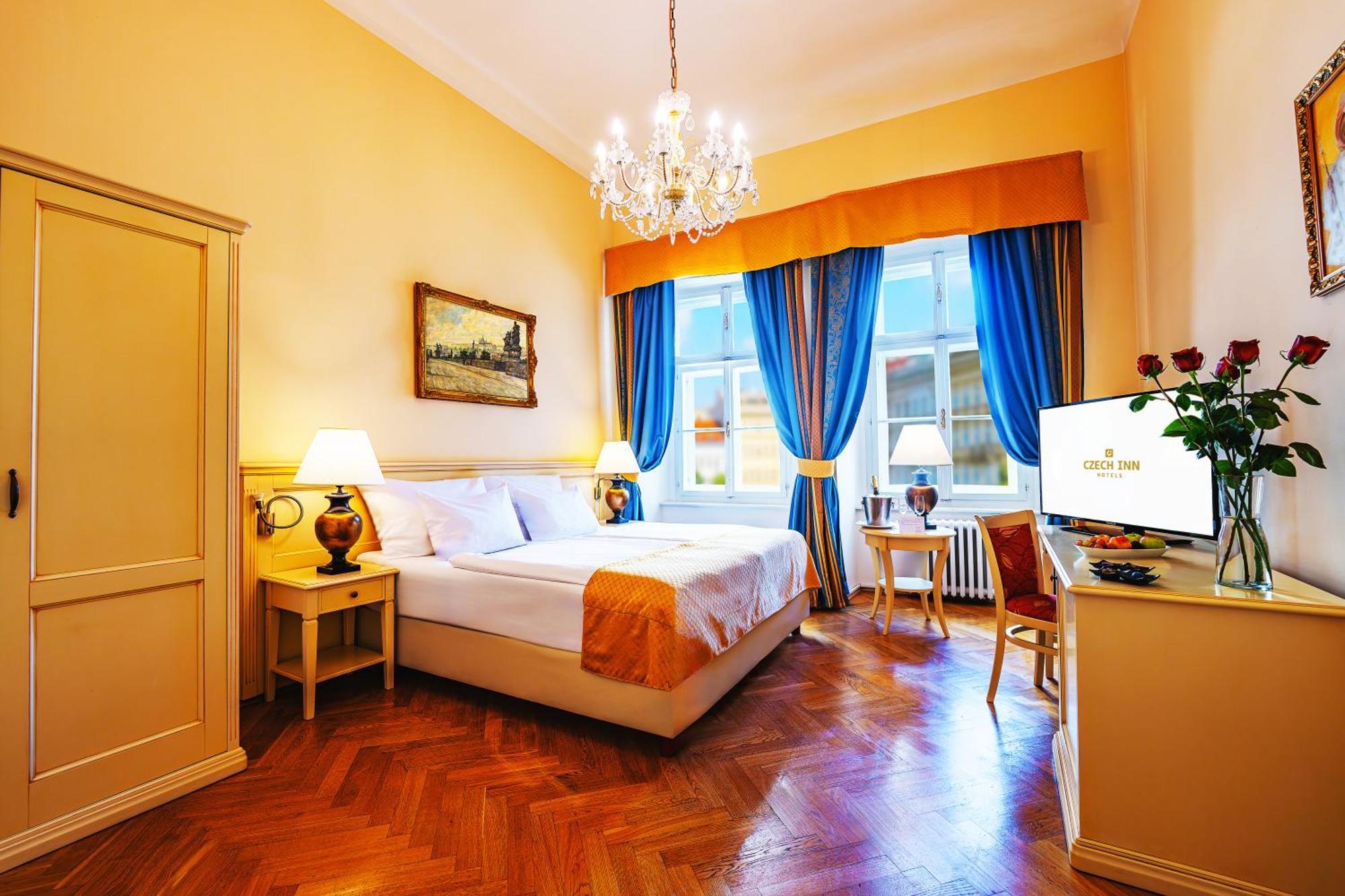 Josephine Old Town Square Hotel - Czech Leading Hotels Πράγα Εξωτερικό φωτογραφία
