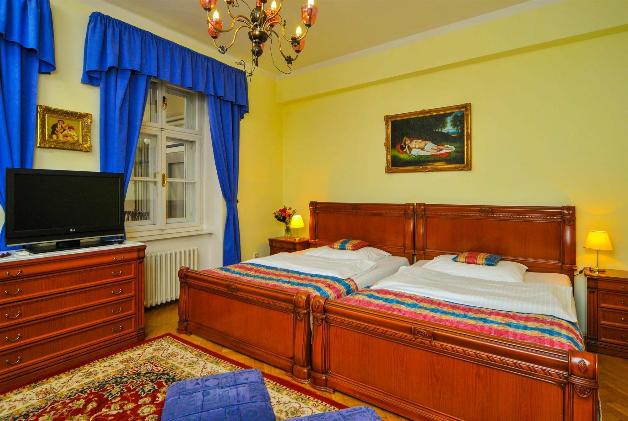 Josephine Old Town Square Hotel - Czech Leading Hotels Πράγα Εξωτερικό φωτογραφία