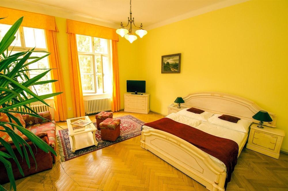 Josephine Old Town Square Hotel - Czech Leading Hotels Πράγα Εξωτερικό φωτογραφία